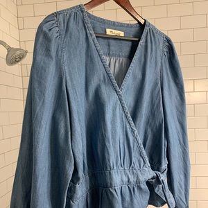 Madewell Chambray side tie top